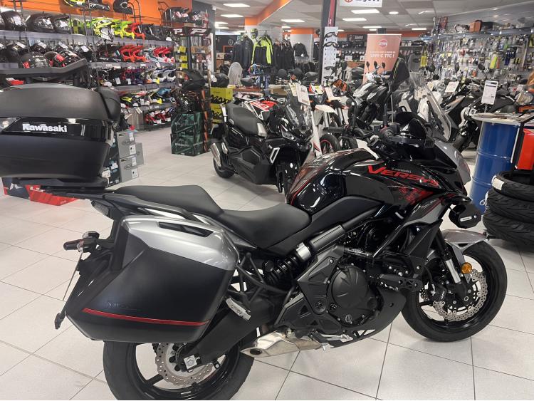 KAWASAKI VERSYS 650
