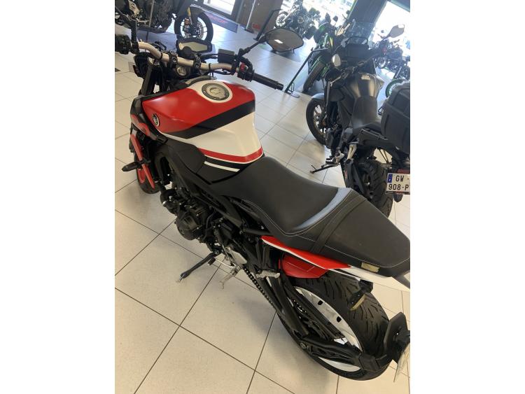 MT-09 