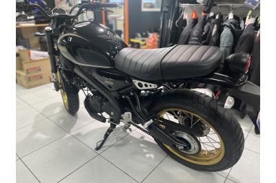 YAMAHA XSR 125 Legacy